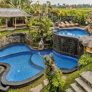 Gynandha Hotell